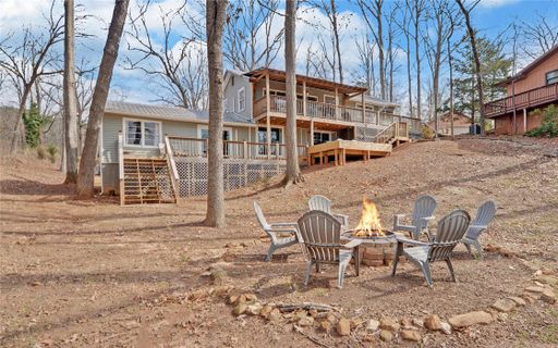 117 Woods Lane