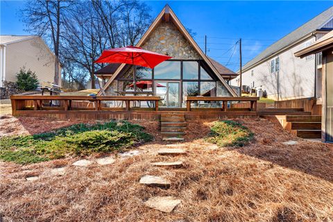 618 Sunrise Circle