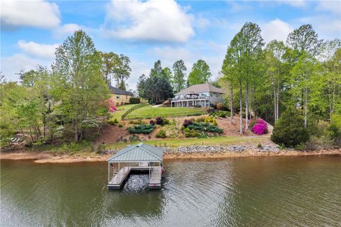 Homes in Moonlight Bay On Keowee, Seneca