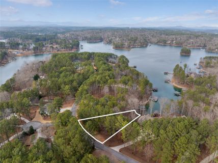 114 N Waterside Drive sold home in Waterside Crossing, Seneca, SC