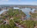 114 N Waterside Drive sold home in Seneca, SC