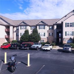 1023 Harts Cove Way