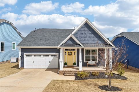 205 Daystrom Drive