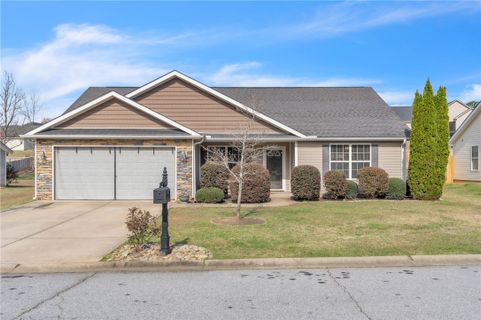 224 Eastpark Way sold home in Hamilton Park, Easley, SC