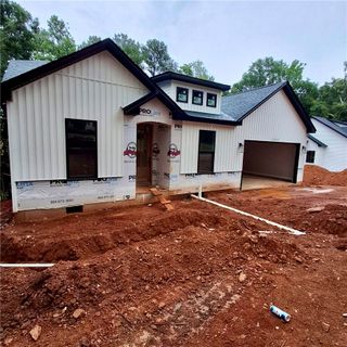 Homes in Hanover (Anderson), Anderson