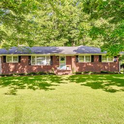 502 Forest Lane