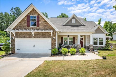 490 Twin View Drive