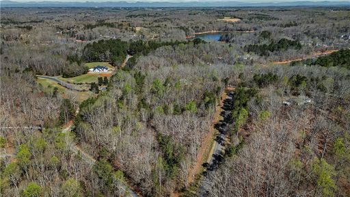 3.271 Coneross Point pending home in Coneross Point, Seneca, SC