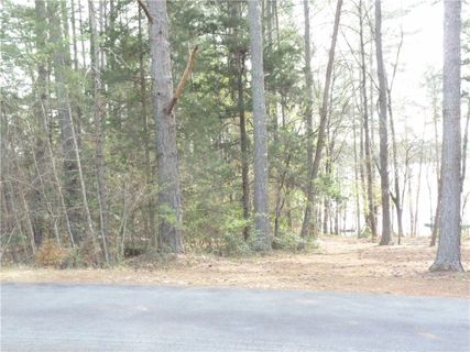 Homes in Keowee Haven, Seneca