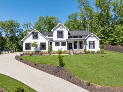 Homes in Royal Oak Shores, Anderson
