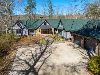 109 Wood Sorrell Way active home in Cliffs At Keowee Vineyards, Sunset, SC