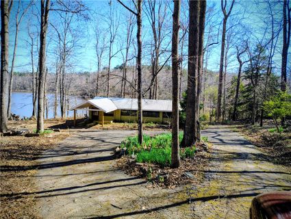 144 Latham Drive sold home in Secession Lake, Anderson, SC