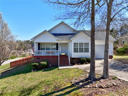101 Forrester Drive sold home in Ashton Ridge, Liberty, SC