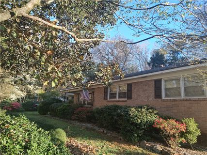 222 Holly Avenue sold home in Sunny Acres, Clemson, SC