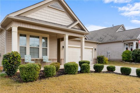 120 Rossmoor Court