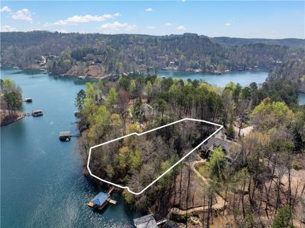 319 Trottingwolf Trail sold home in Cliffs At Keowee, Sunset, SC