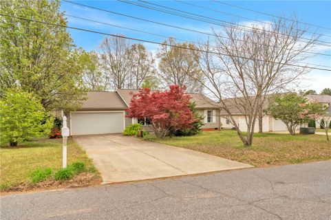 1816 Marchbanks Avenue sold home in Colony Woods, Anderson, SC