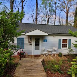 1221 Broadwater Drive