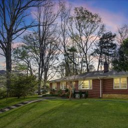936 Chester Circle Hopkins