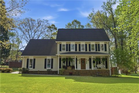 114 Halifax Road active home in Huntington North, Easley, SC