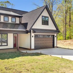 407 Blue Ridge Court