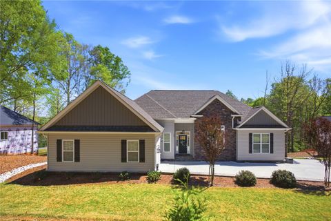 105 Winterbrook Circle sold home in Stone Pond, Seneca, SC