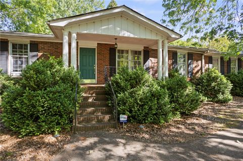 215 Arcadia Drive sold home in Towne Creek Cov, Anderson, SC