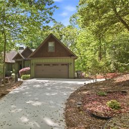 215 Inlet Pointe Drive