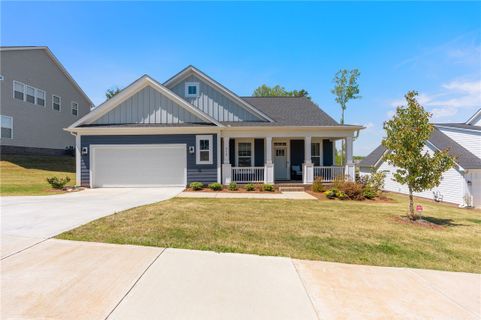 210 Maverick Trail active home in The Grange, Central, SC