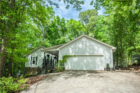 1303 S Arrowhead Drive