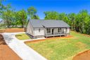 411 Calm Oak Drive sold home in Seneca, SC