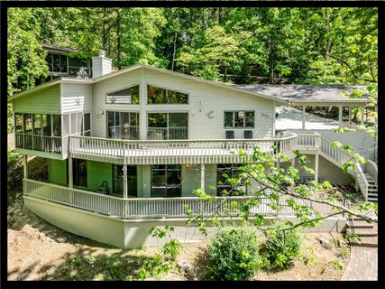 38 Foremast Drive