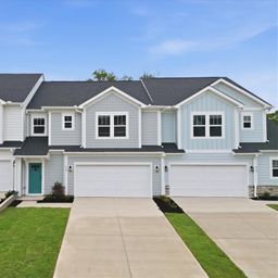 418 Crestcreek Drive