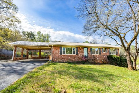 402 Maple Avenue sold home in Northwoods, Seneca, SC