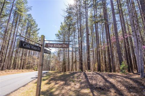 703 Top Ridge Drive active home in The Reserve At Lake Keowee, Sunset, SC
