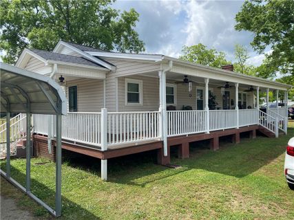3 Heyward Avenue