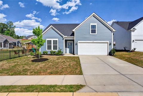 128 Whitman Way pending home in Livingston Park, Easley, SC