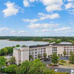 849 Tiger Boulevard 303