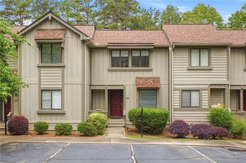 204 Safe Harbor Circle