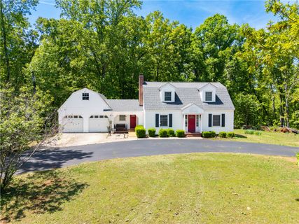 1211 Manse Jolly Road