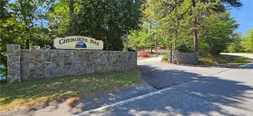Lot 37 Cherokee Bay Drive active home in Cherokee Bay, Fair Play, SC