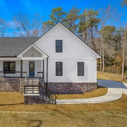 107 Bentwood Lane