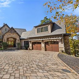 208 Deep Cove Point