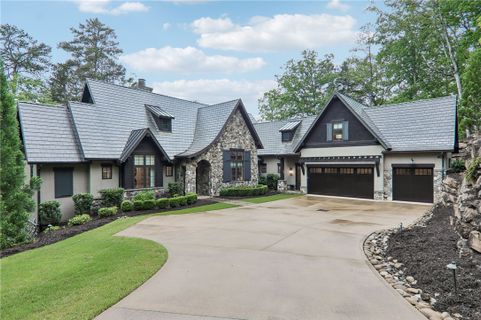 184 Hickory Springs Way