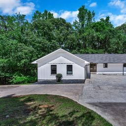 250 Harbor Heights Circle