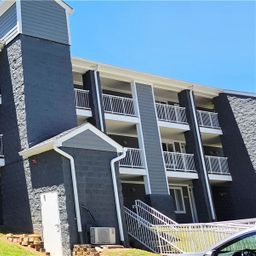 1402 Northlake Drive 14B