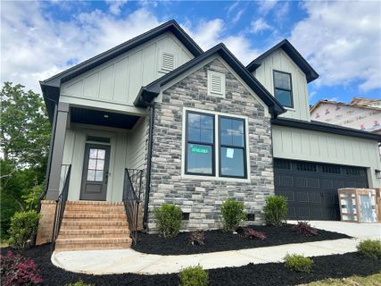 Homes in Edwards Ridge, Central