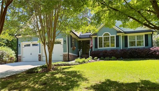 Homes in Hunters Run, Walhalla
