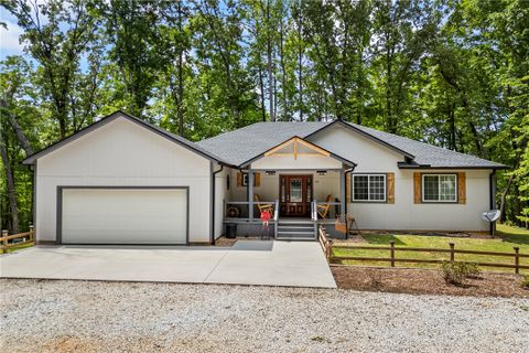 325 Falcon'S Nest Road
