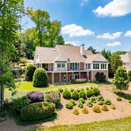 1906 Cross Creek Drive